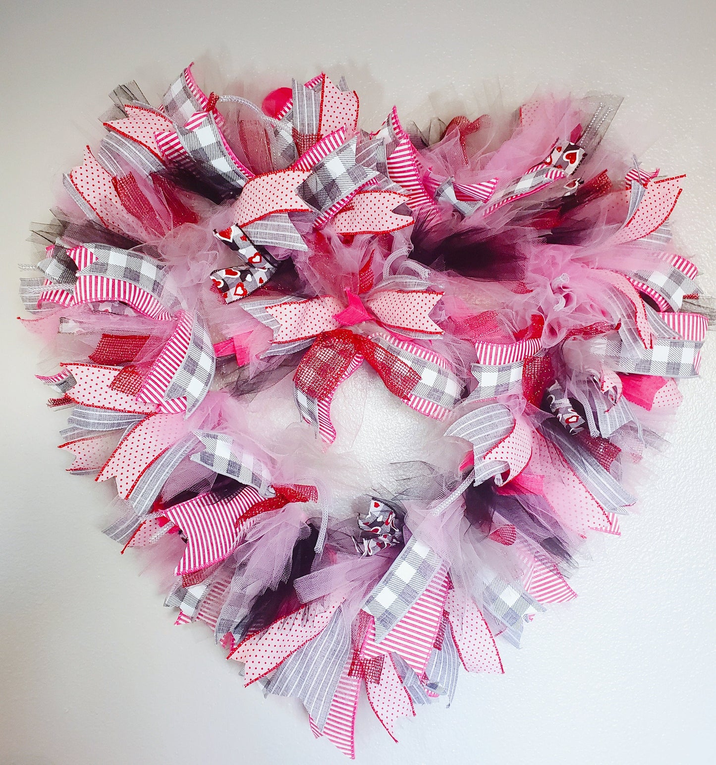 Valentines Wreath, Pink Heart Wreath, Valentine's Day Gift, Tulle Ribbon Decor, Front Door Hanger, Handmade Love Wreath, Gift for Mom My Store