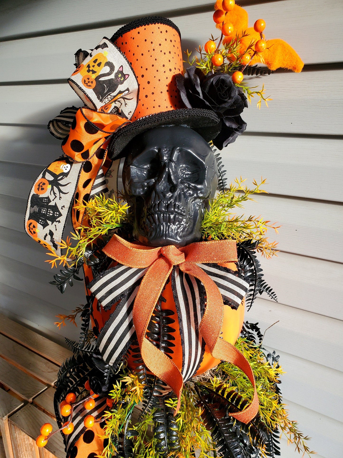 Gothic Skull & Pumpkin Candlestick Centerpiece - Halloween decor Stuffs n Things by JD