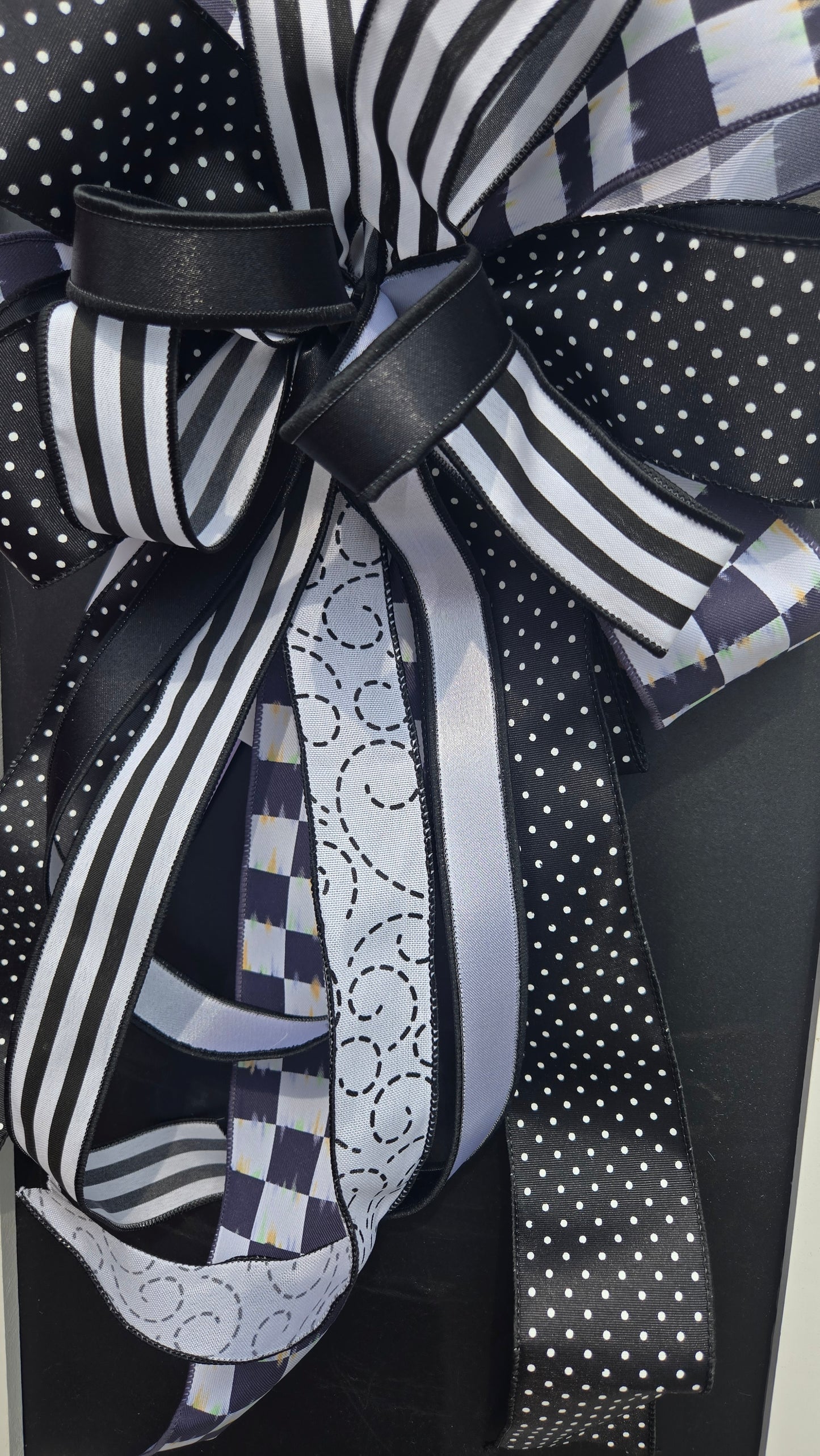 Wreath Bow - Changeable Everyday Black & White Bow for Large Wreaths