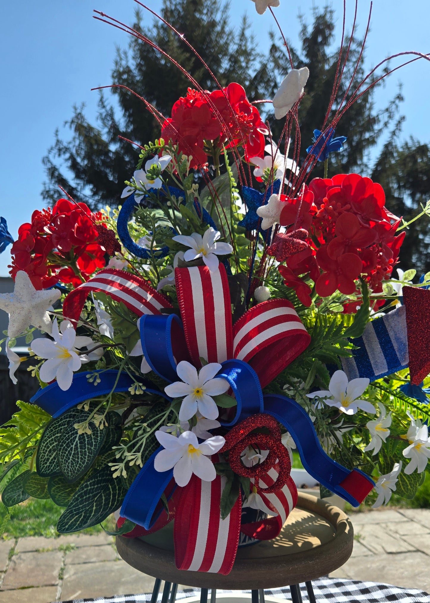 Summer Flower Arrangement - Patriotic Centerpiece - Stuffs n Things by JD