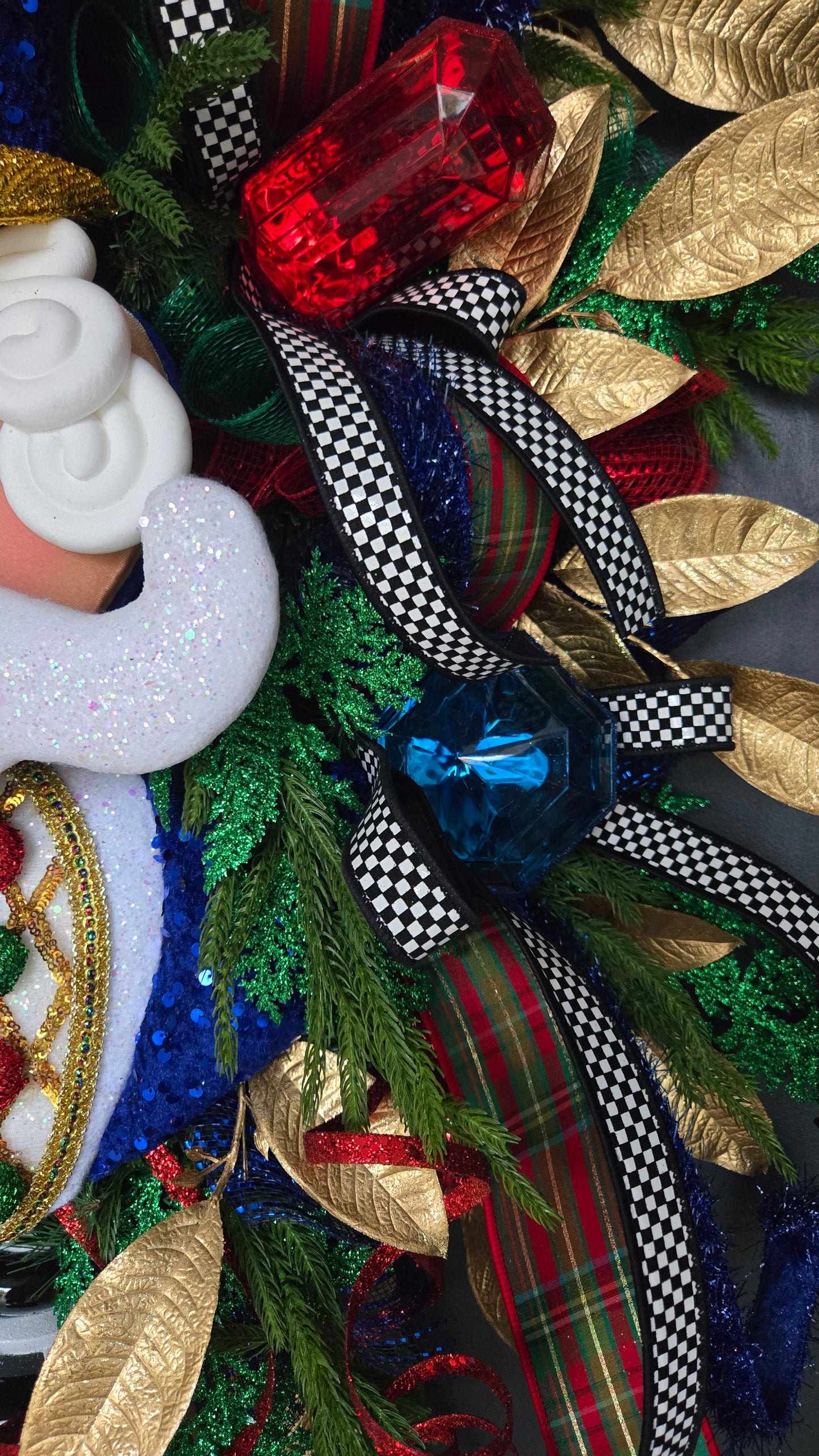XL Nutcracker Christmas Wreath β Grand Holiday Home Decor with Plaid Ribbon, Gold Accents & Festive Glitter Details