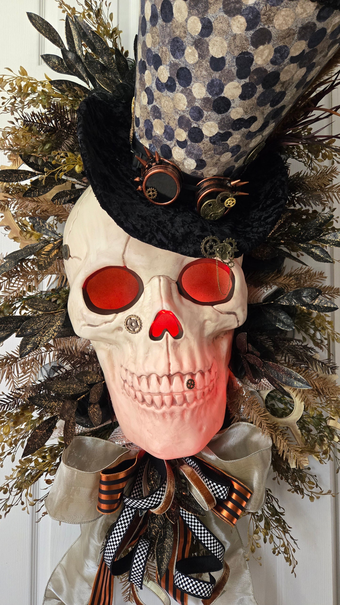 Halloween Wreath - Steampunk Skull with Top Hat