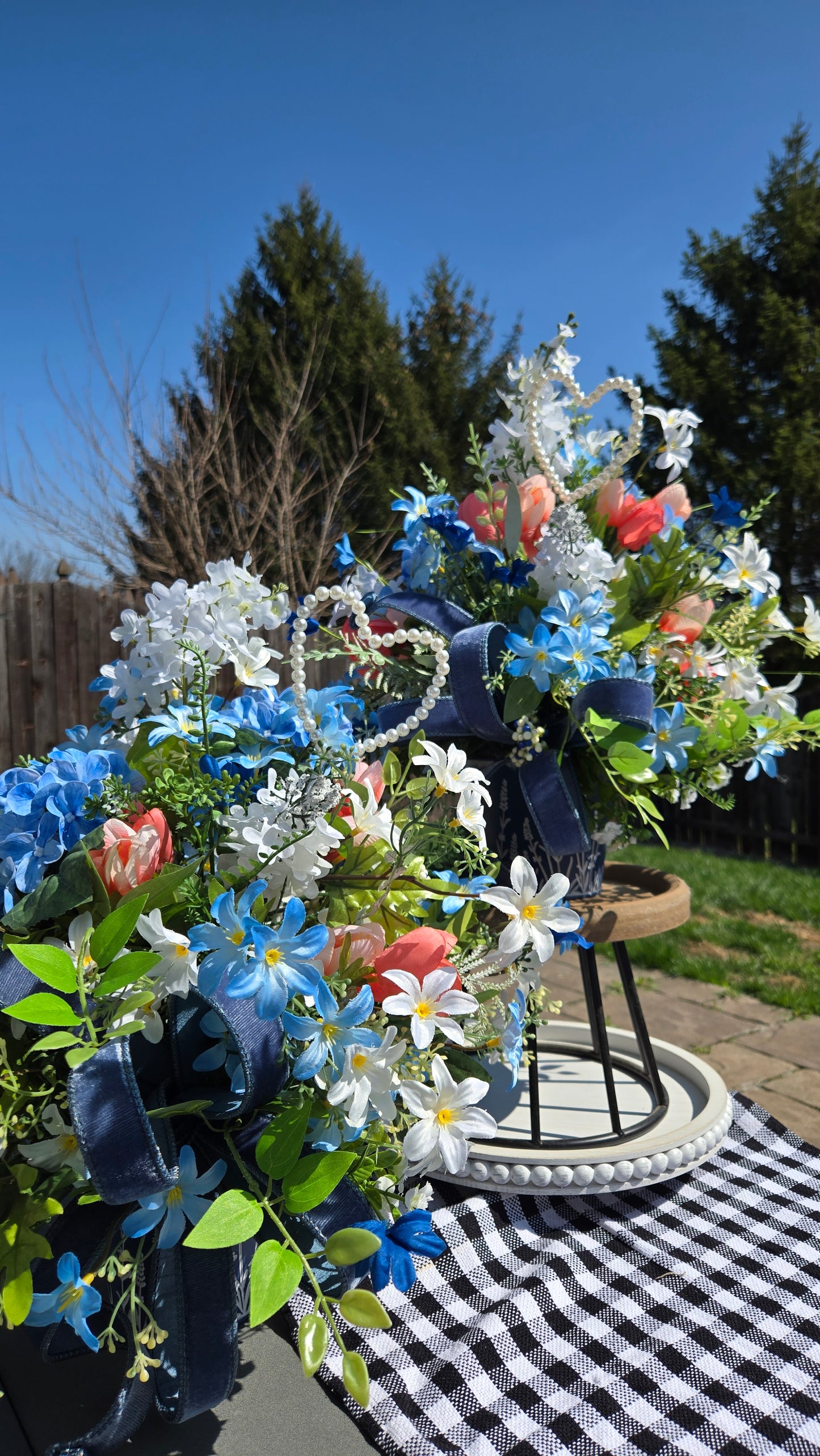 Spring Flower Arrangement - Mother's Day Hydrangea & Lilac Centerpiece - Stuffs n Things by JD