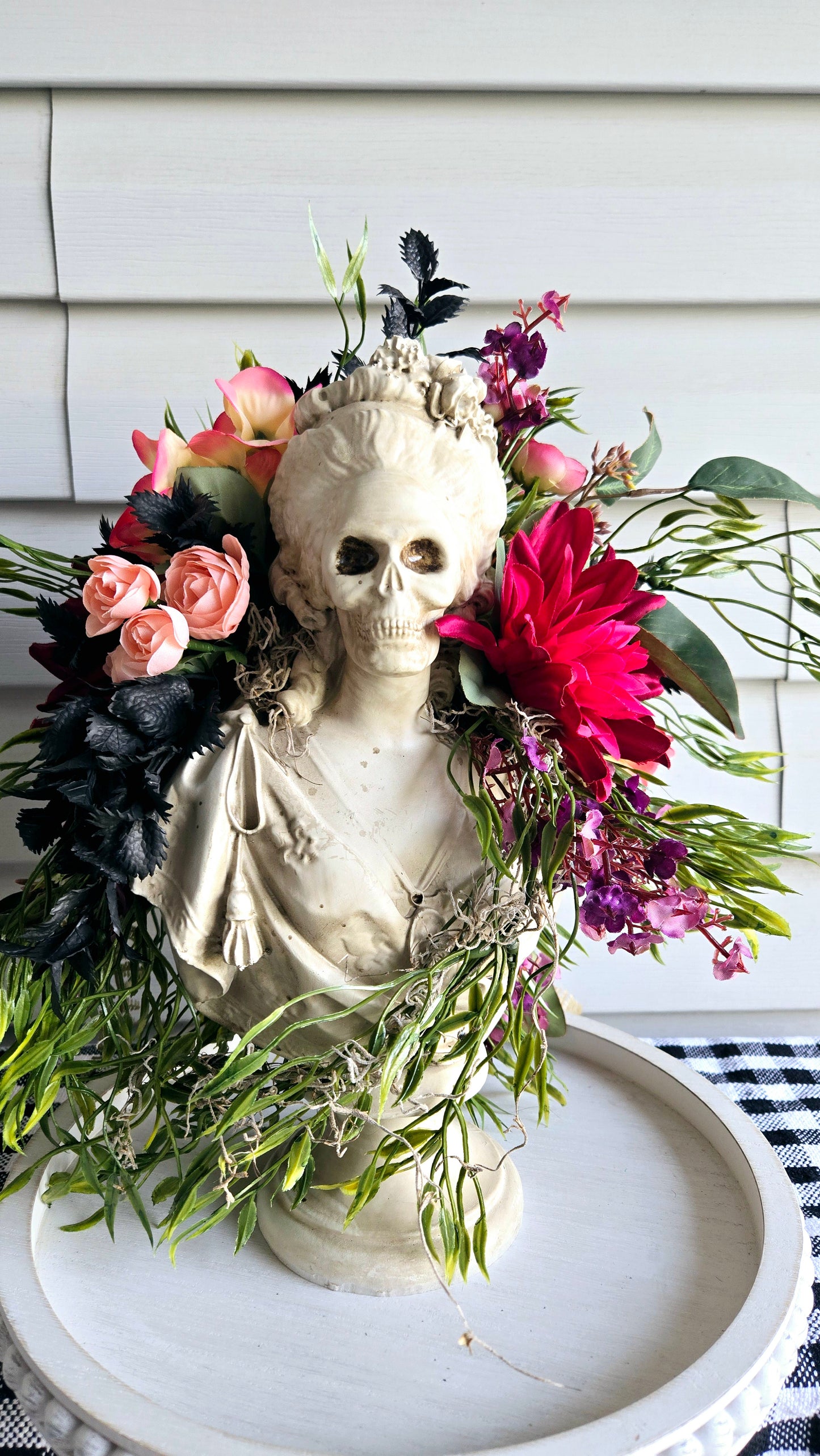 Gothic Skull Bust Arrangement - Mother's Day Gift Idea - Stuffs n Things by JD
