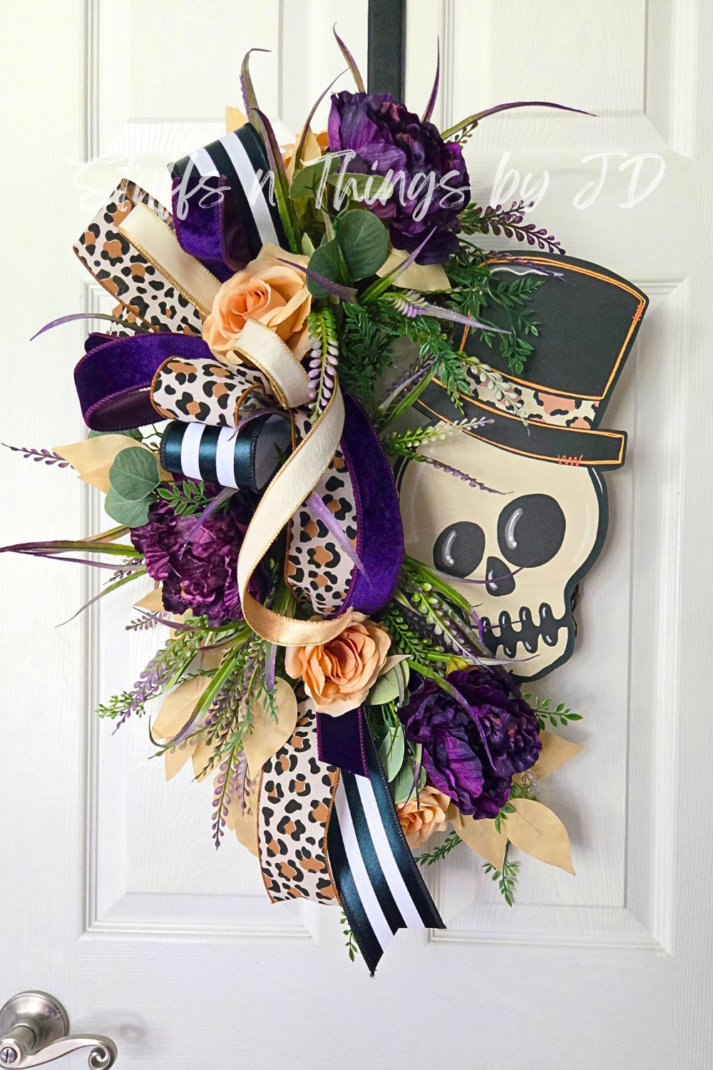 Chic Halloween Skull Wreath – Leopard & Velvet Door Décor