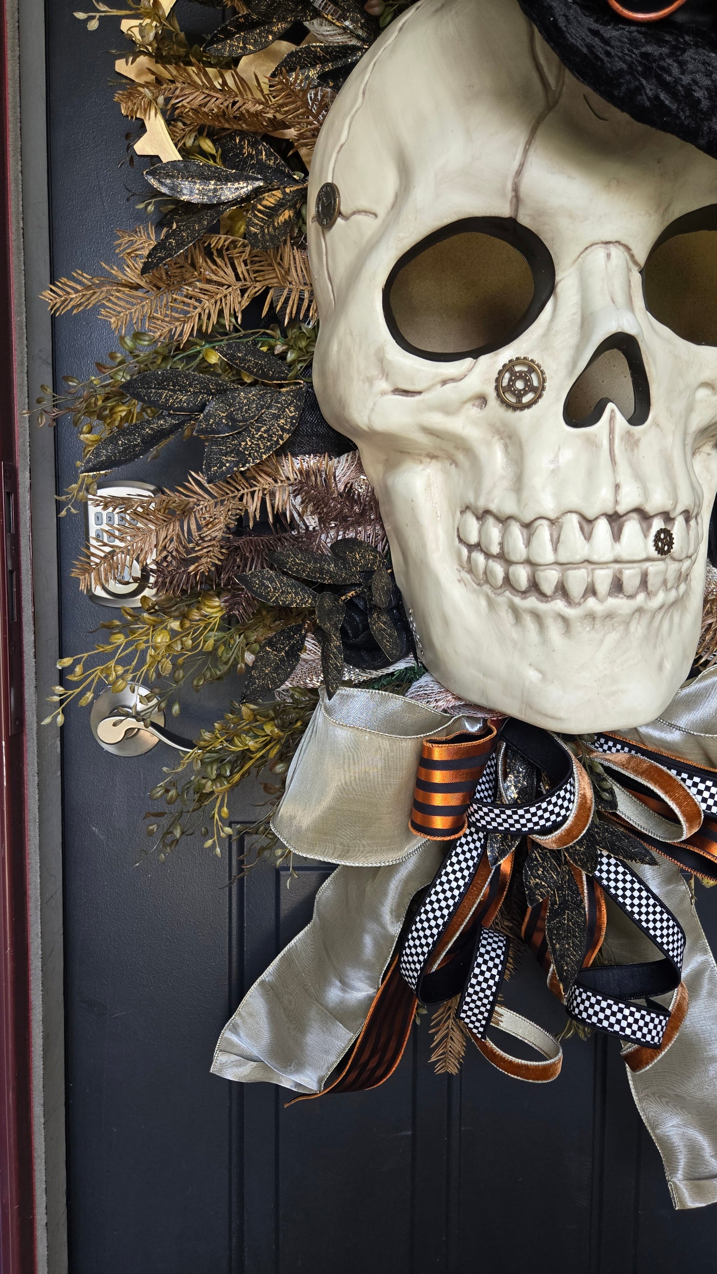 Halloween Wreath - Steampunk Skull with Top Hat