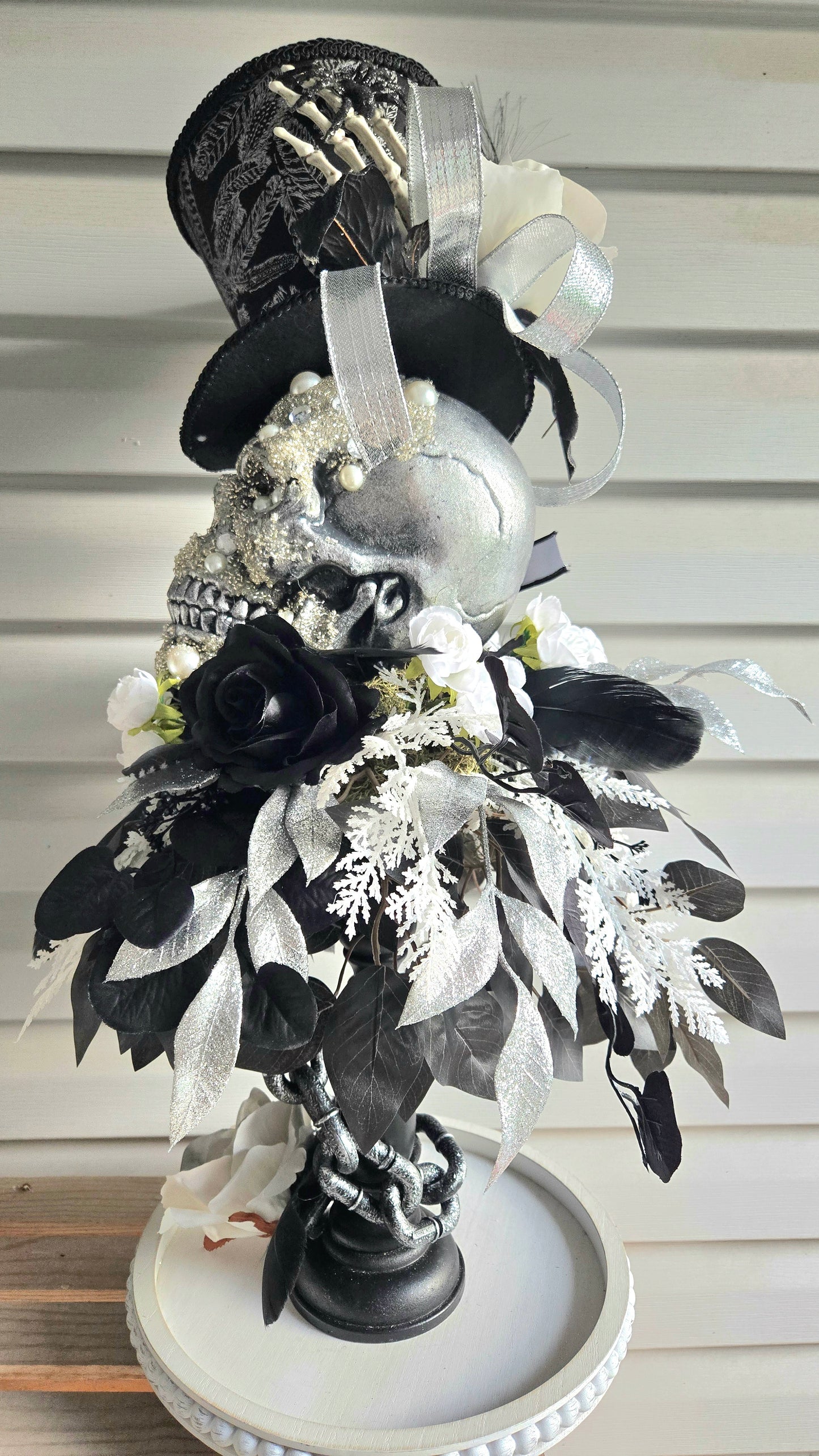 Black & White Gothic Skull Candlestick – Halloween Table Centerpiece with Handmade Top Hat