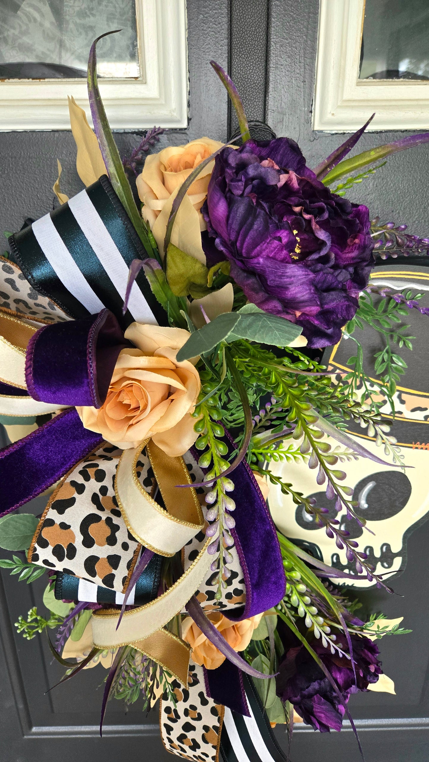 Chic Halloween Skull Wreath – Leopard & Velvet Door Décor