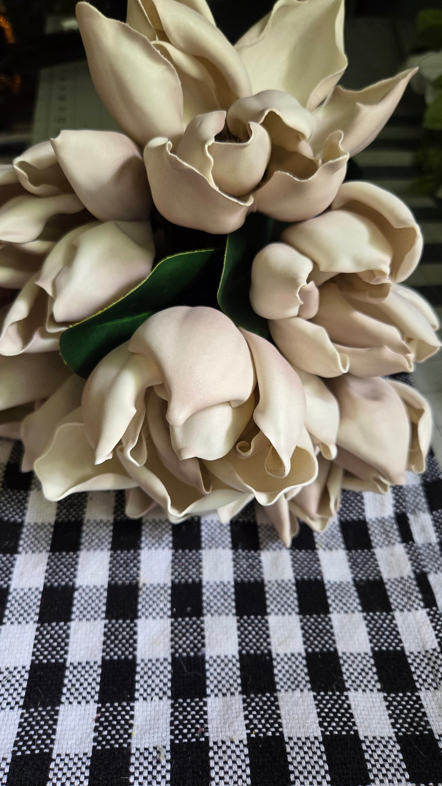 23" Magnolia Bush - Realistic