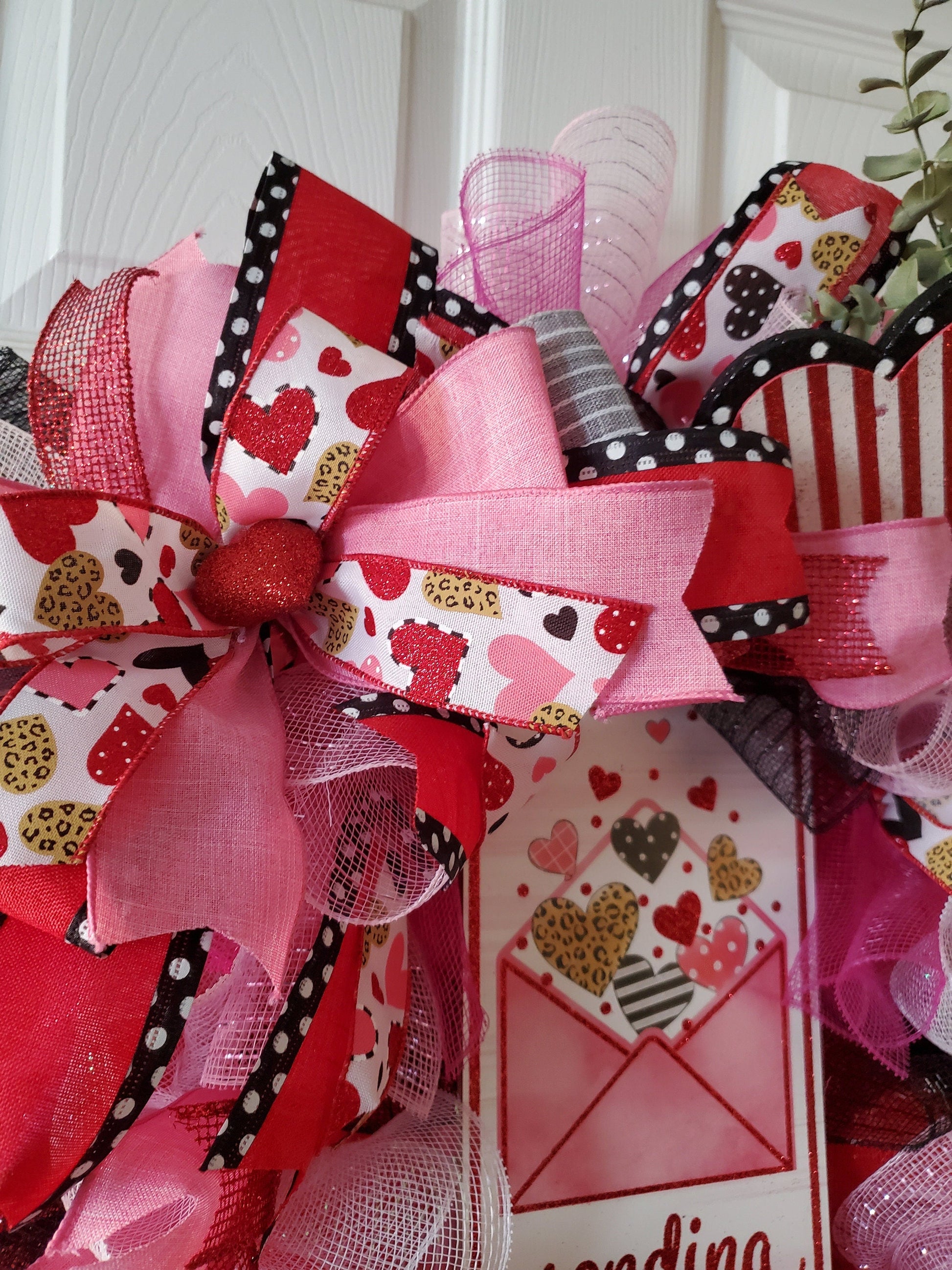 Valentines Wreath, Valentine's Day Gift, Pink Wreath, Heart Wreath, Heart Front Door Decor, Love Wreath, Red and Pink Wreath, Sending Love My Store