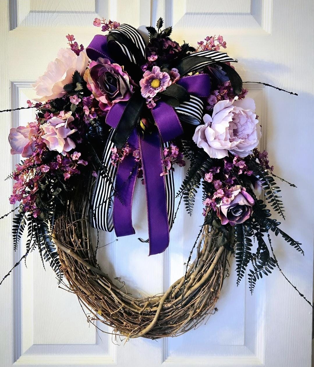 Gothic Front Door Wreath with Removable Heart Sign - Romantic style Stuffs n Things by JD