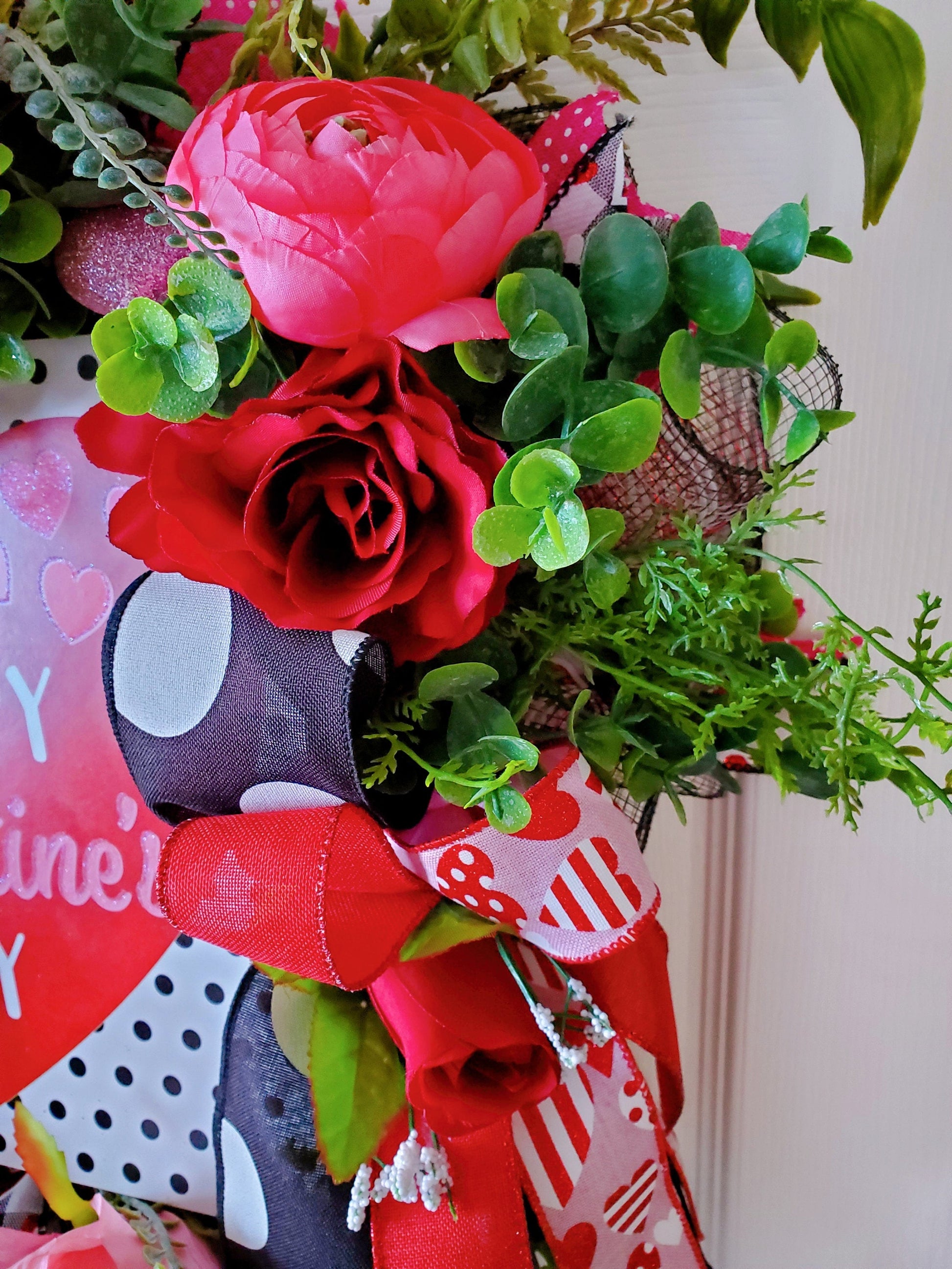 Valentines Wreath, Valentine's Day Gift, Front Door Porch Decor, Valentines Party Decor, Handmade Floral Door Design, Wall Art Hanger My Store