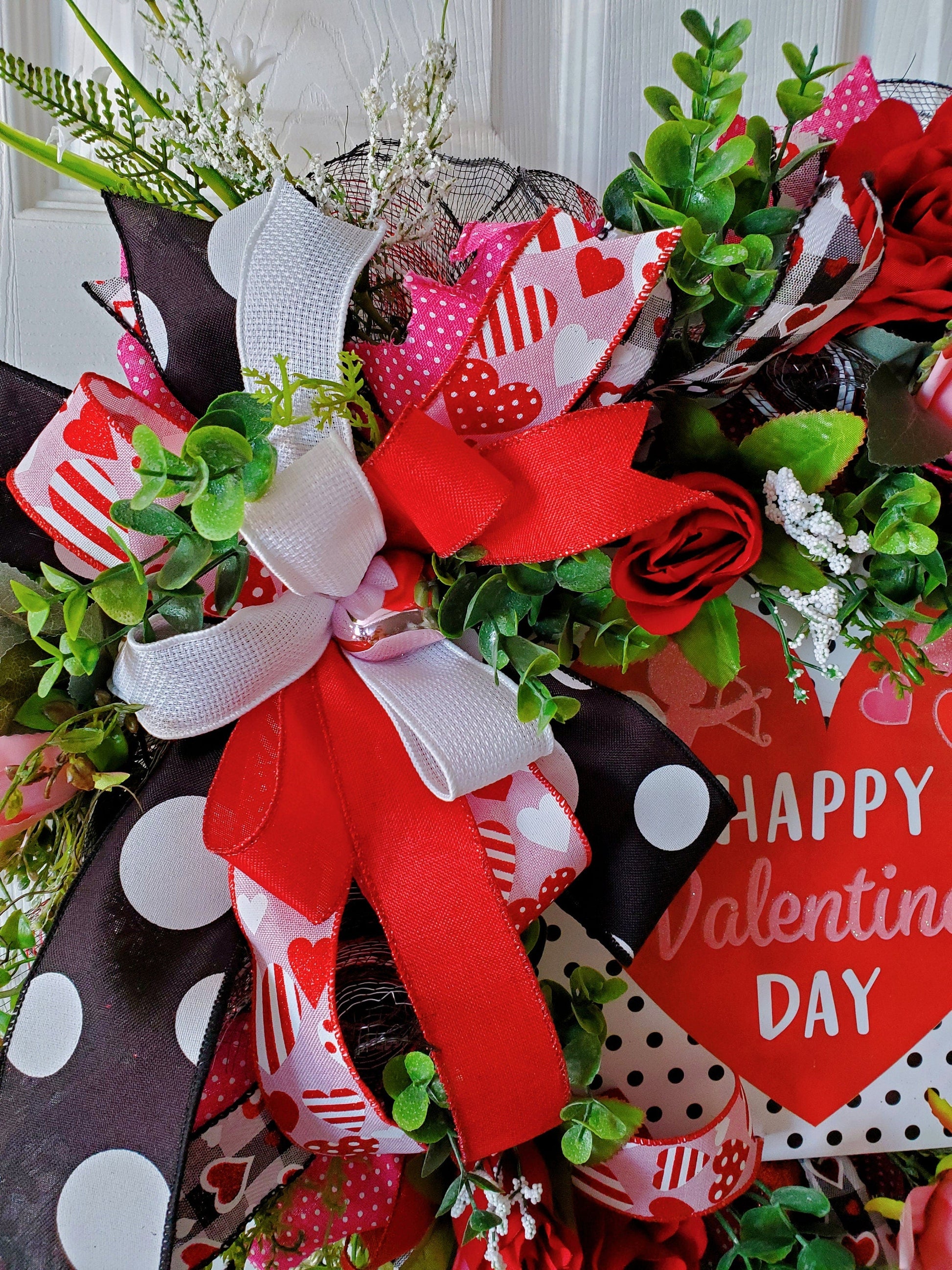 Valentines Wreath, Valentine's Day Gift, Front Door Porch Decor, Valentines Party Decor, Handmade Floral Door Design, Wall Art Hanger My Store