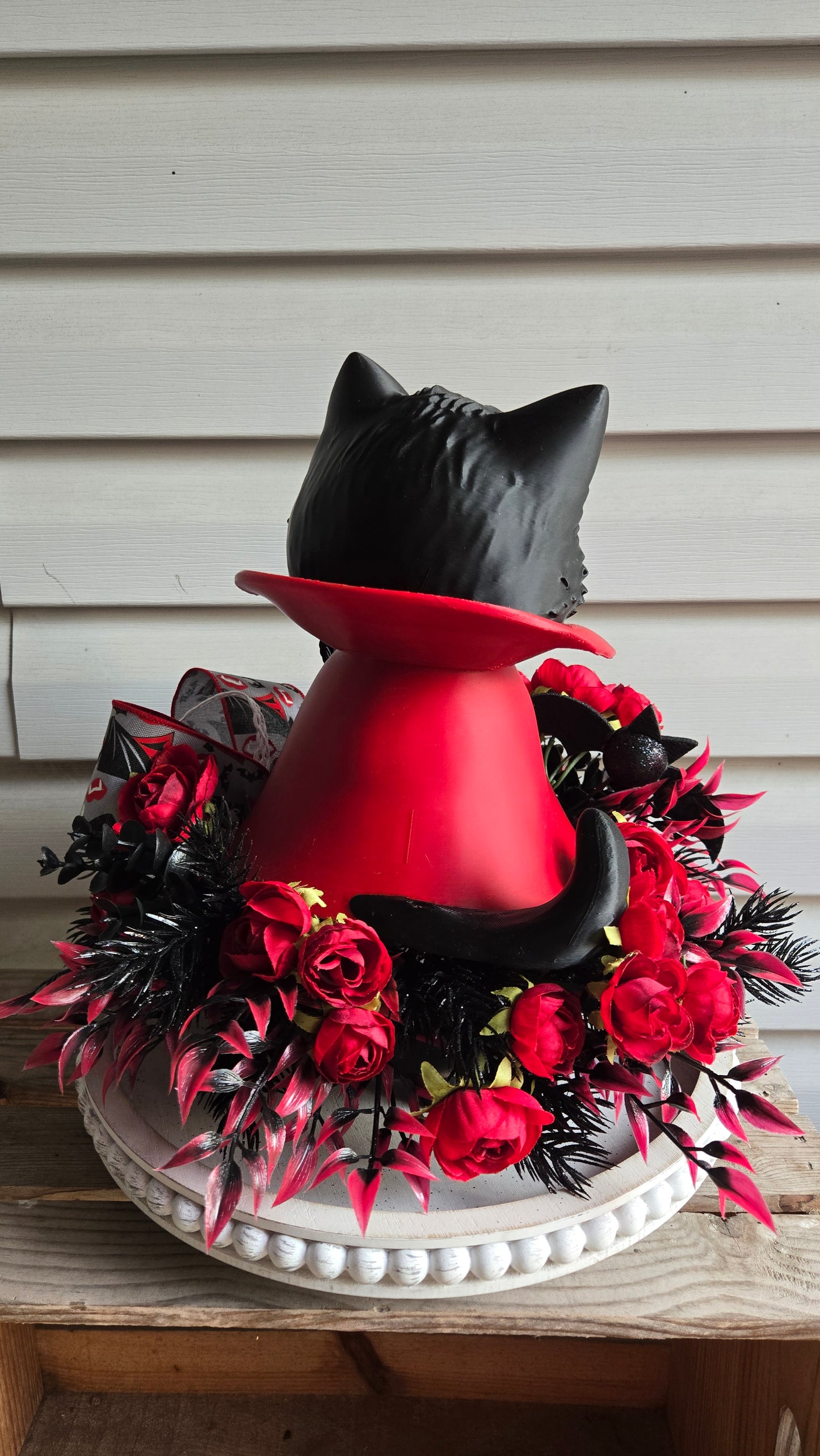 Vampire Kitty Halloween Centerpiece | Cat Halloween Decor