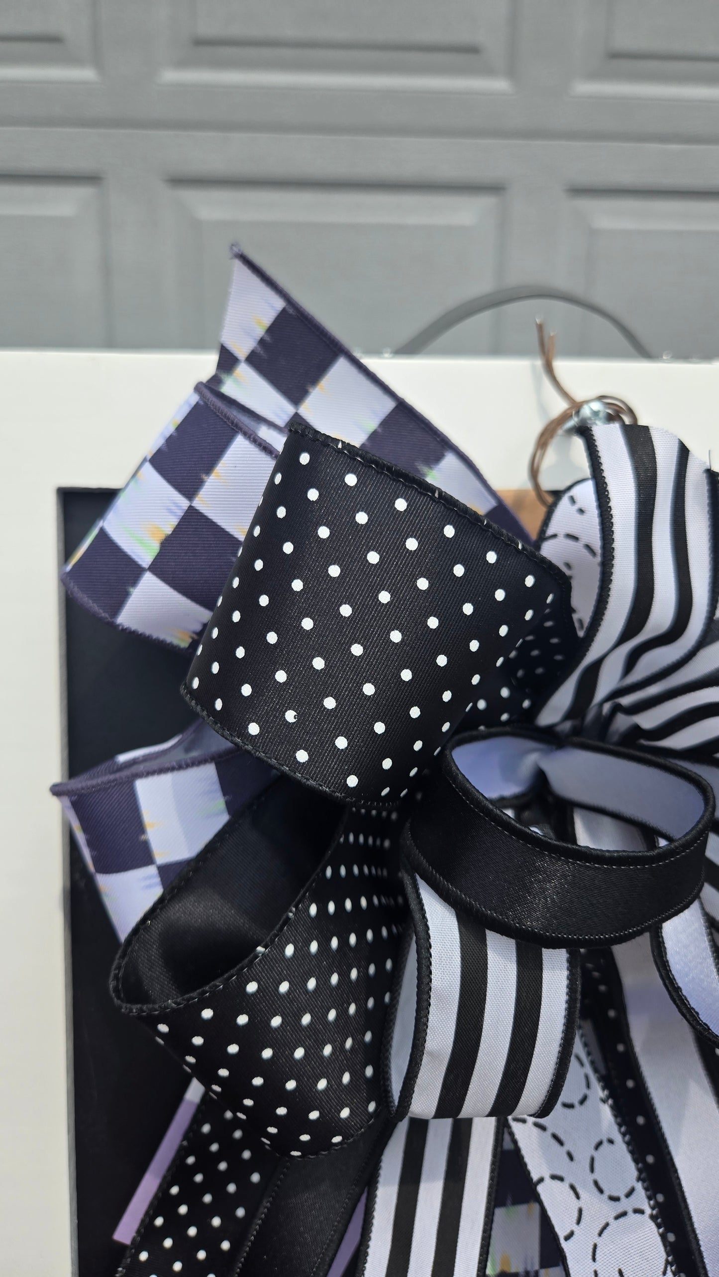 Wreath Bow - Changeable Everyday Black & White Bow for Large Wreaths