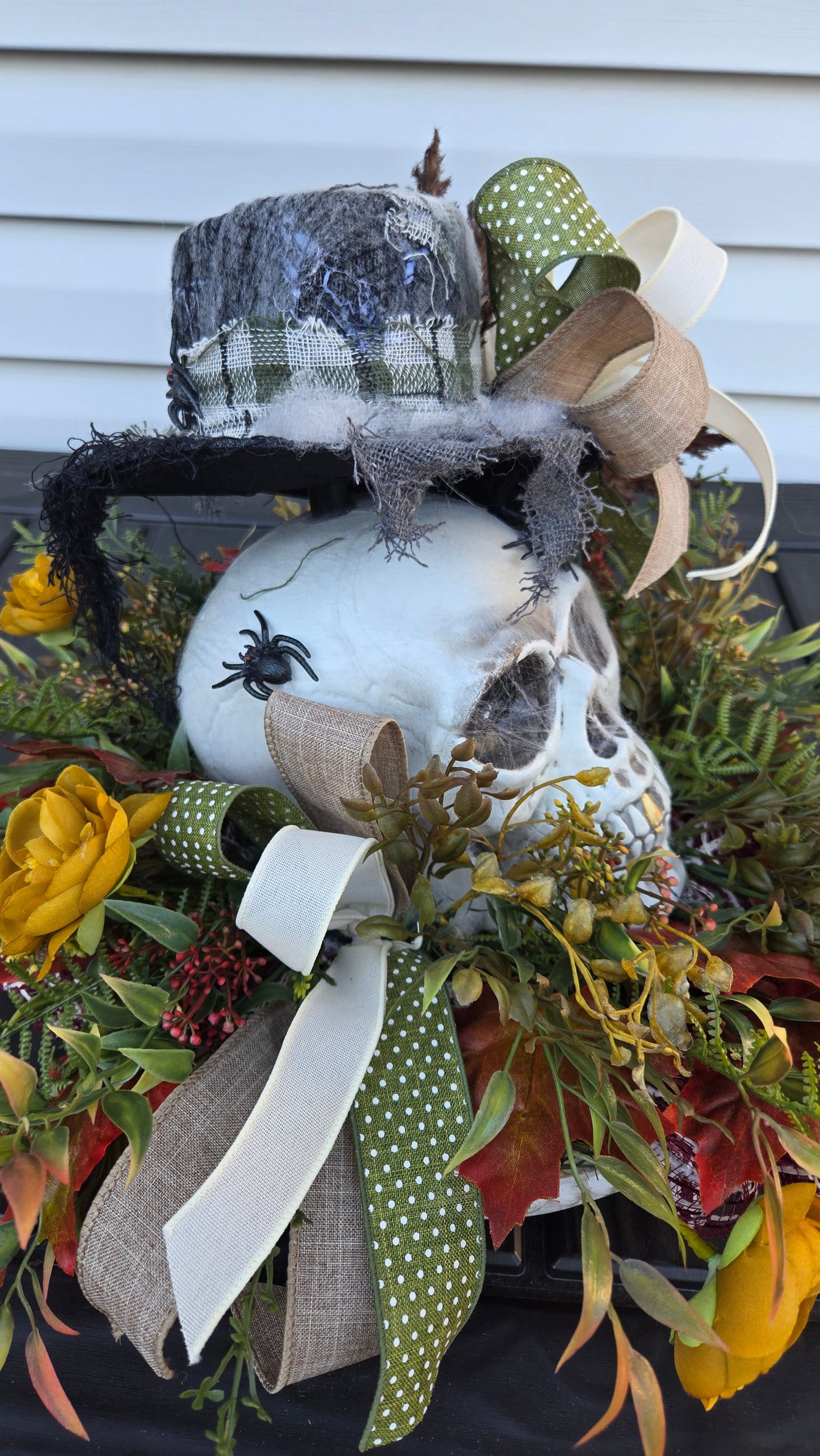 Animated Halloween or Fall Skull Centerpiece with Light-Up Eyes - Gothic Fall Floral Arrangement with Moving Hat
