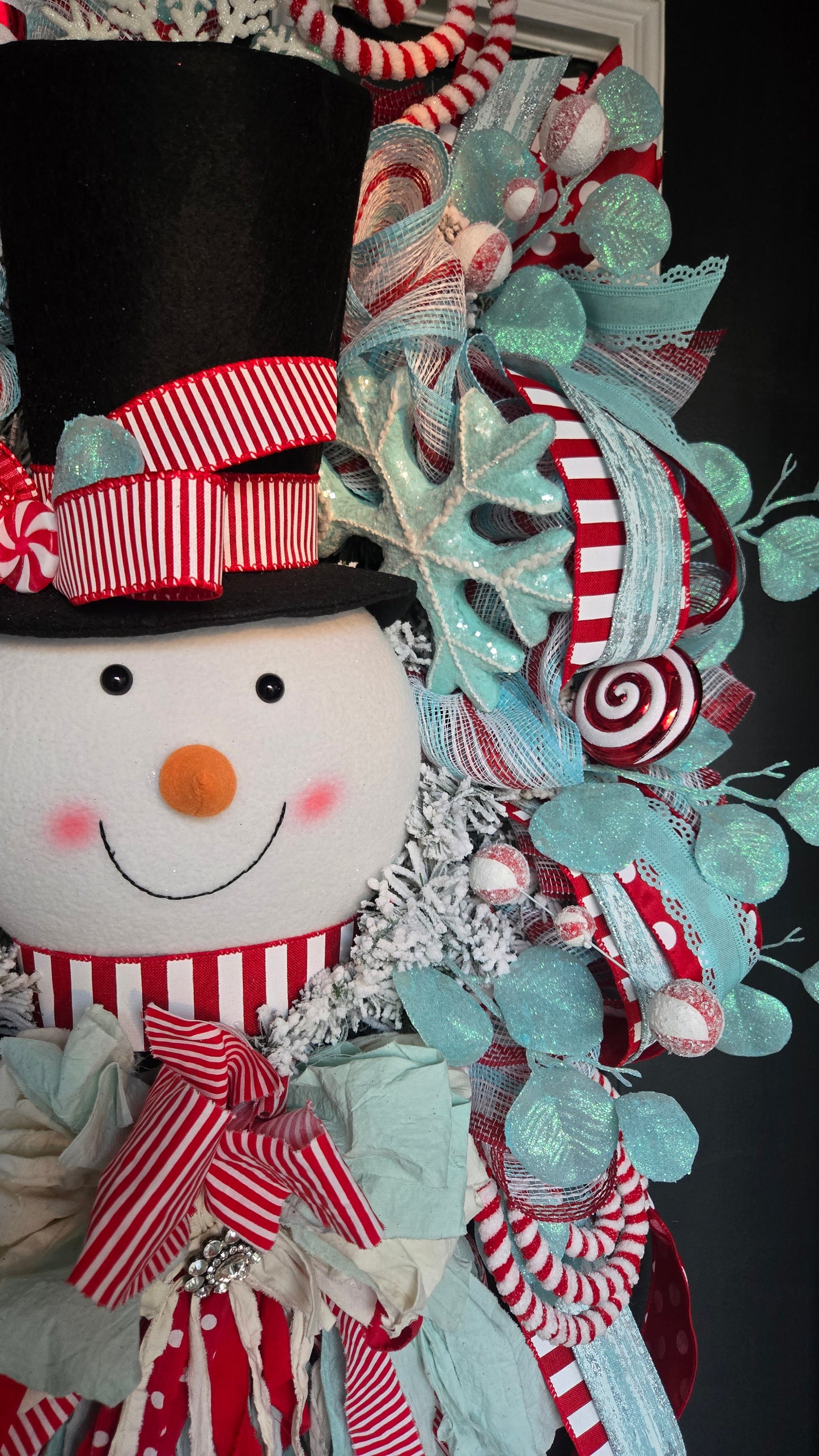 Whimsical Snowman Christmas Wreath with Rag Bow – Peppermint Holiday Door Decor in Red, White & Aqua