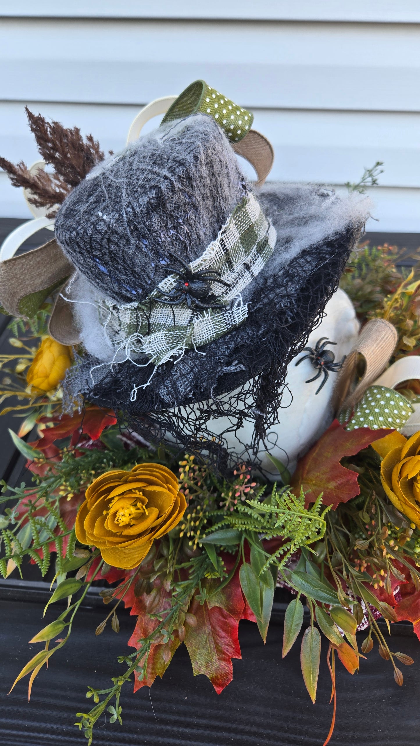 Animated Halloween or Fall Skull Centerpiece with Light-Up Eyes - Gothic Fall Floral Arrangement with Moving Hat