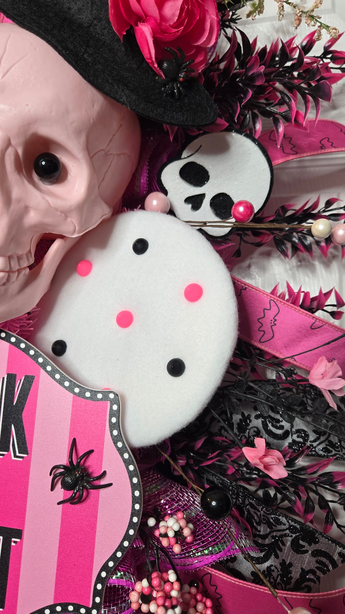 Halloween Swag Wreath – Pink & Black Skull Trick or Treat Door Hanger with Top Hats