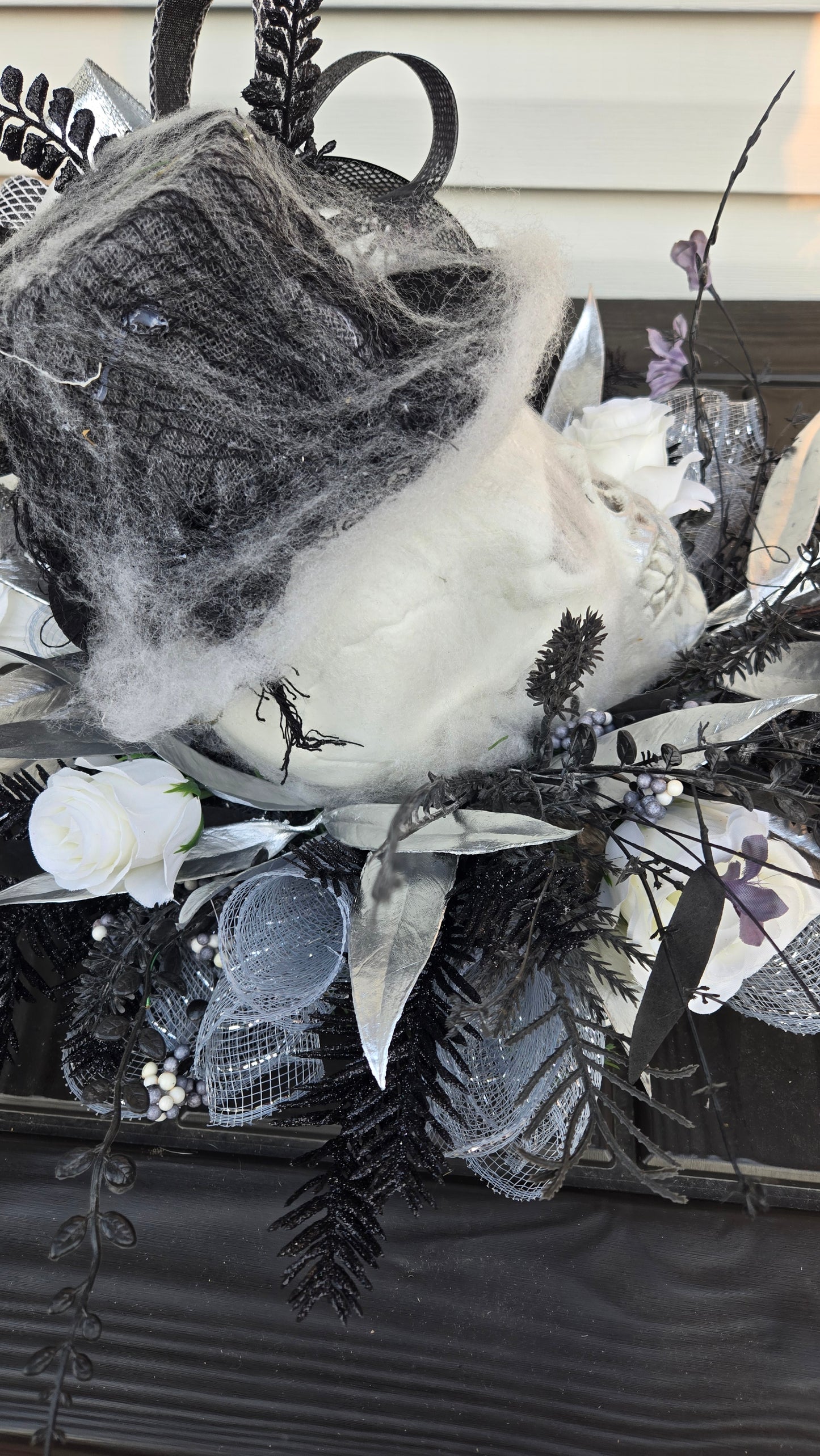Animated Halloween or Fall Skull Centerpiece with Light-Up Eyes - Gothic Fall Floral Arrangement with Moving Hat