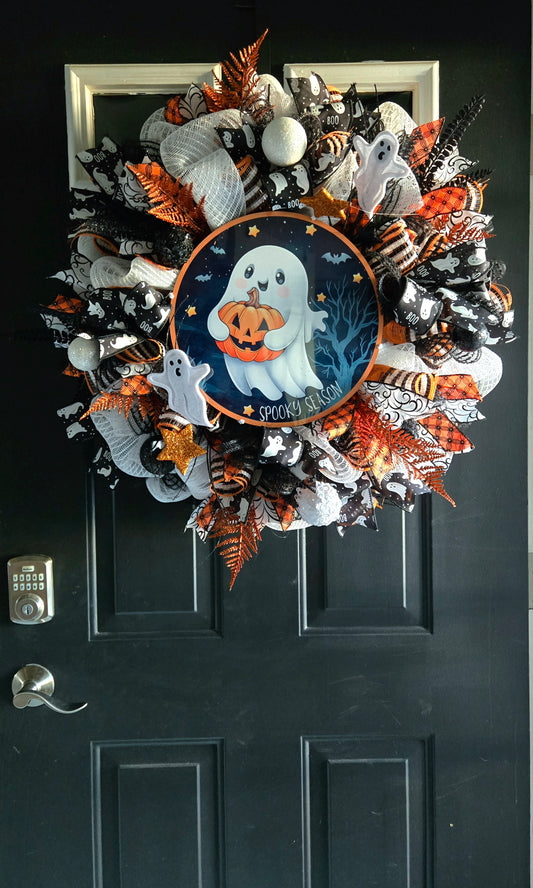 Spooky Season Ghost Wreath - Cute Halloween Deco Mesh Wreath