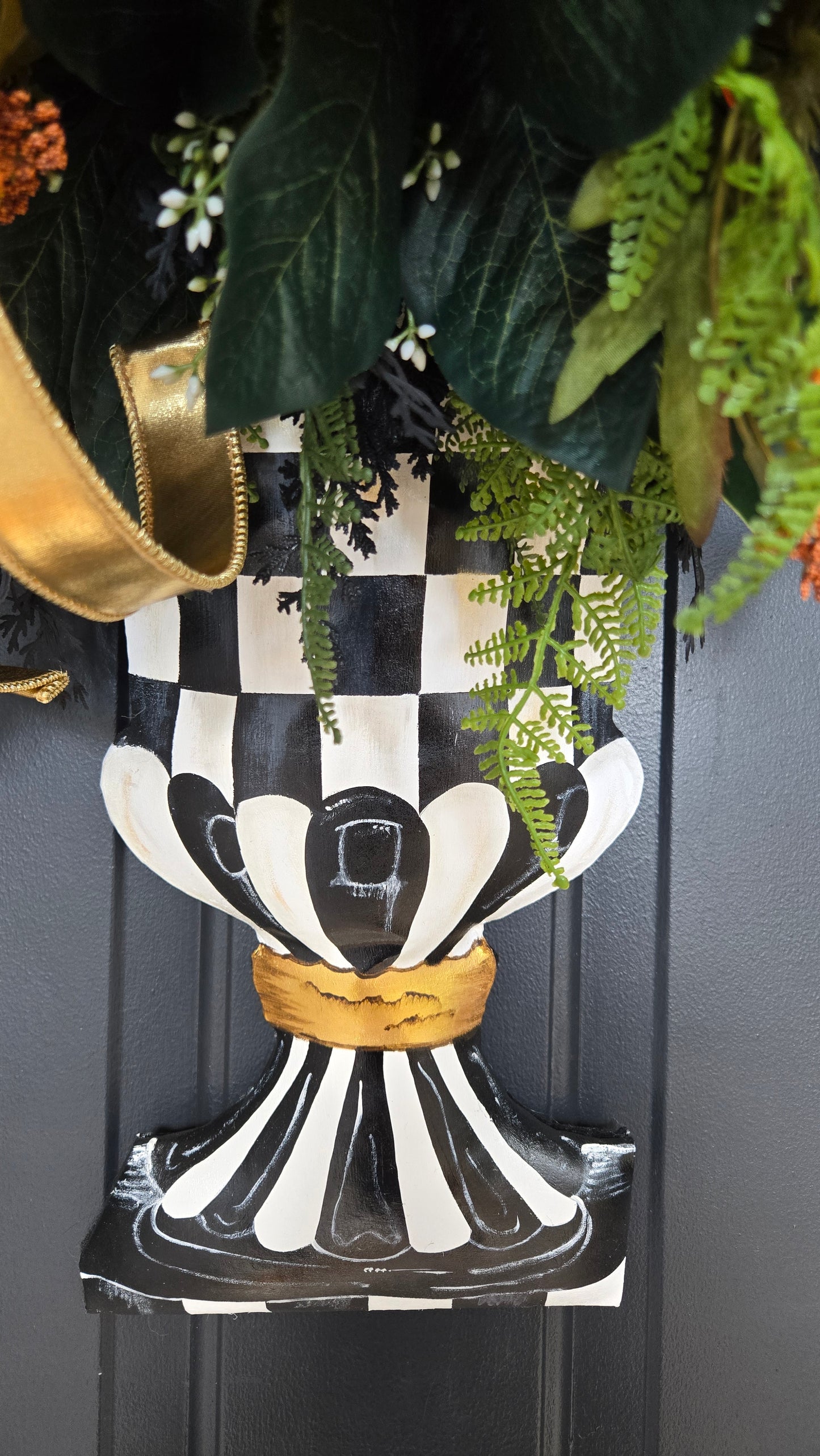 Raven's Autumn Elegance Topiary Urn Door/Wall Hanger