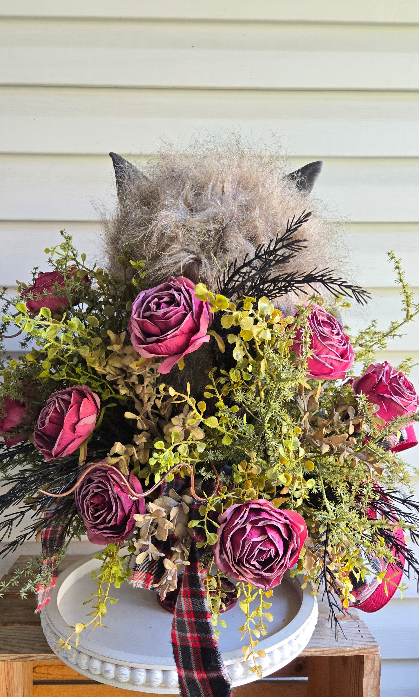Romantic Gothic Werewolf Halloween Centerpiece | Animated Horror Floral Arrangement | One-of-a-Kind Decor