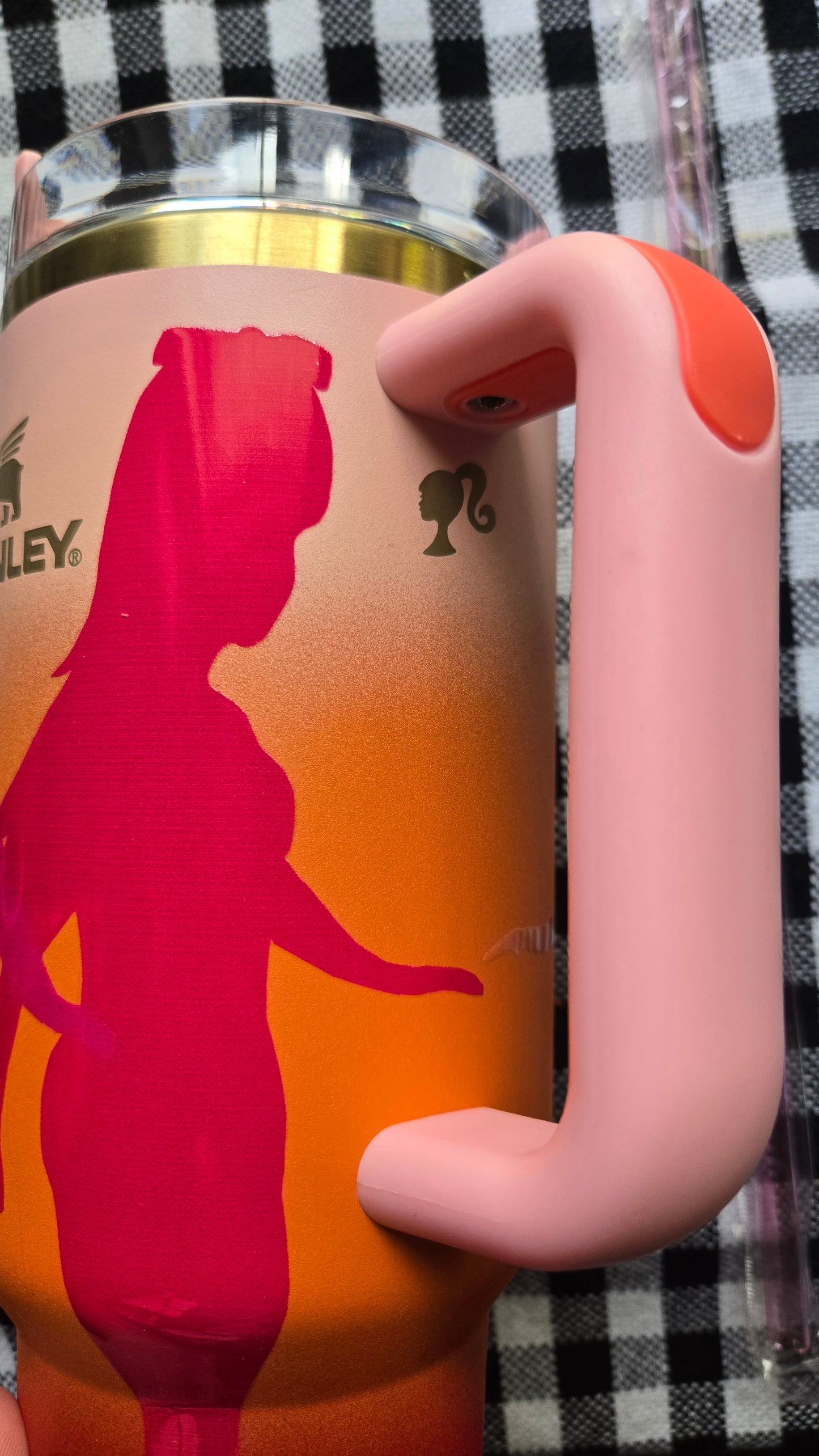 40 OZ Stanley Tumbler - Quencher H2.O FlowState™