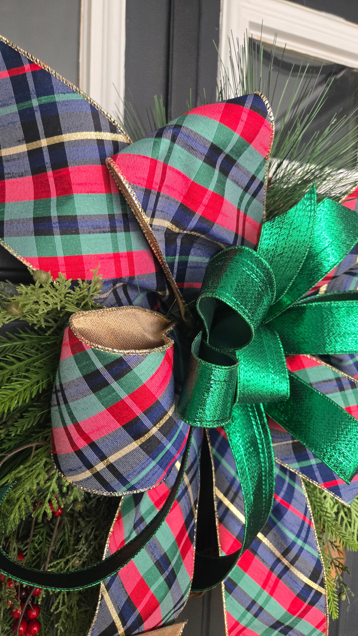 Ralph Lauren Inspired Christmas Wreath – Classic Tartan Plaid Wreath