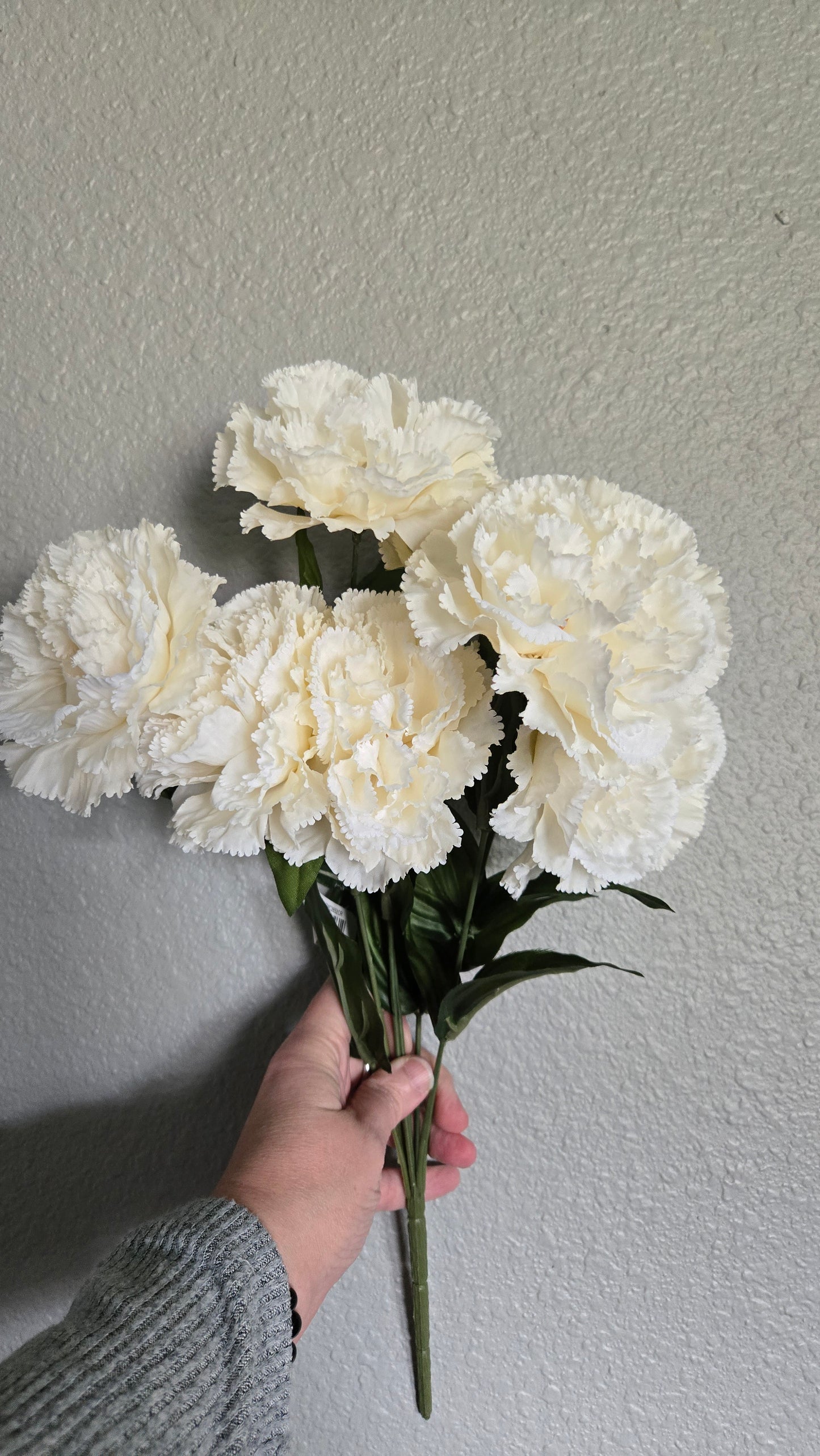 18.5" Carnation Bush - Multiple Colors