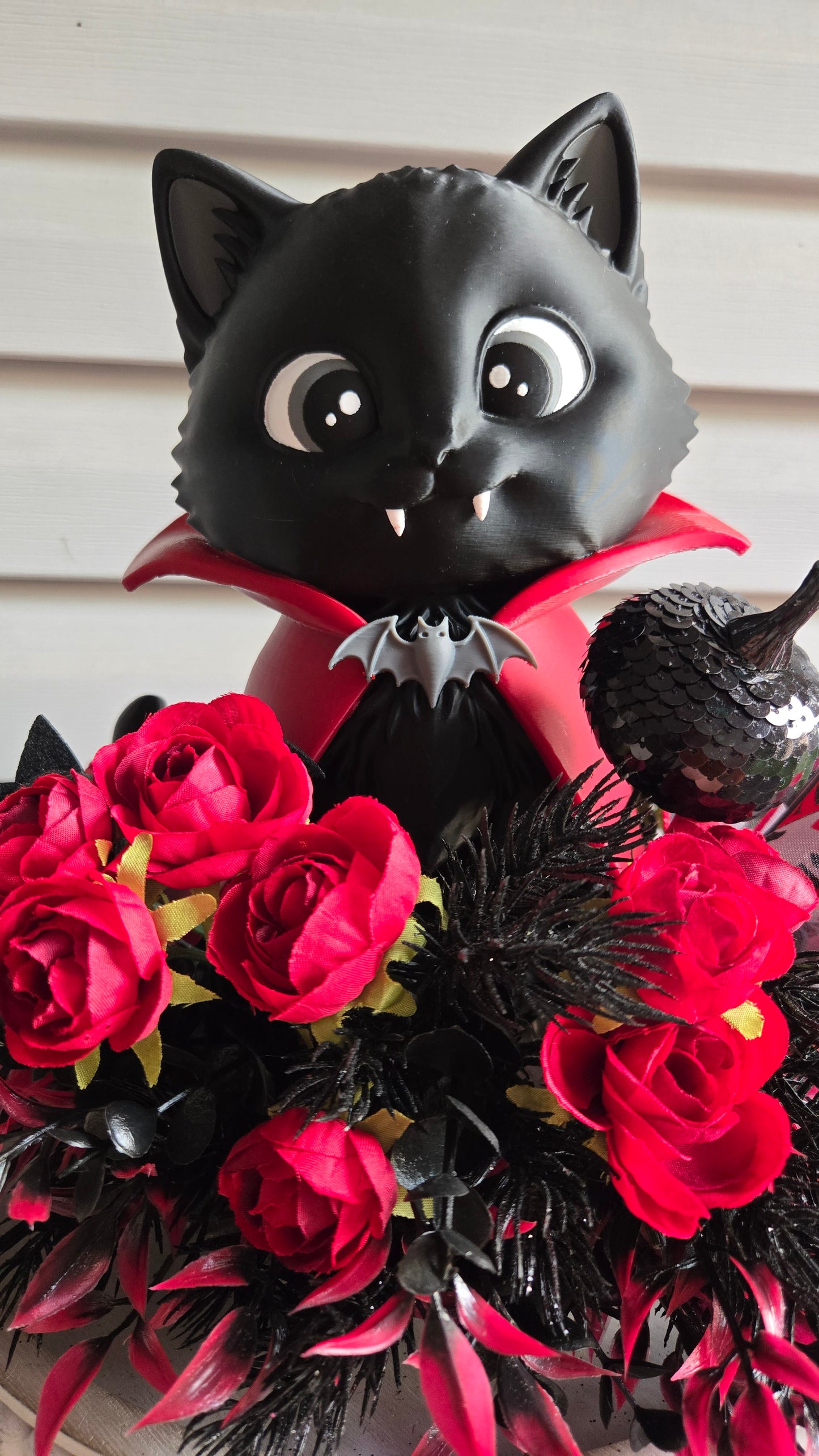 Vampire Kitty Halloween Centerpiece | Cat Halloween Decor