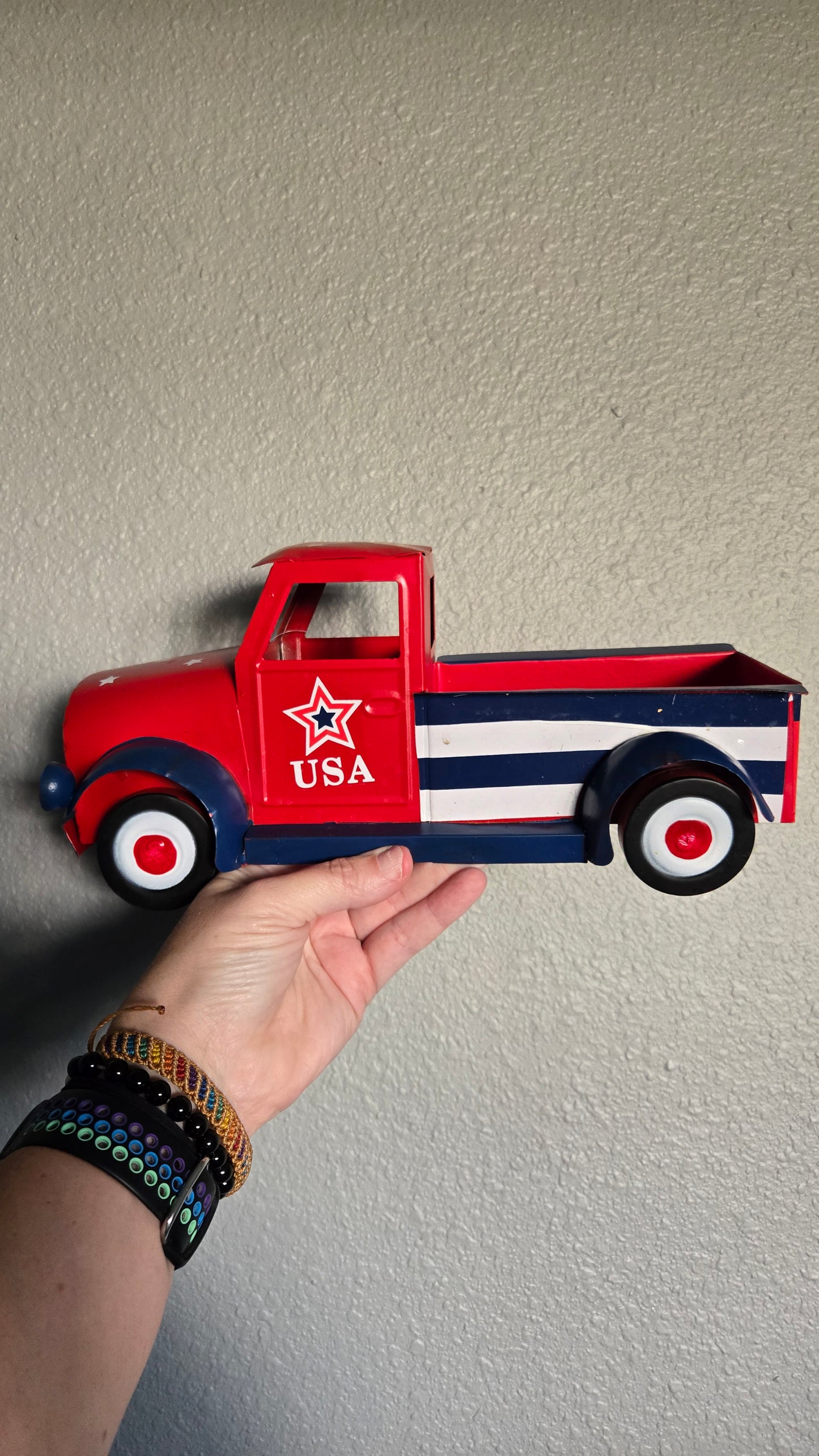Patriotic Truck Container