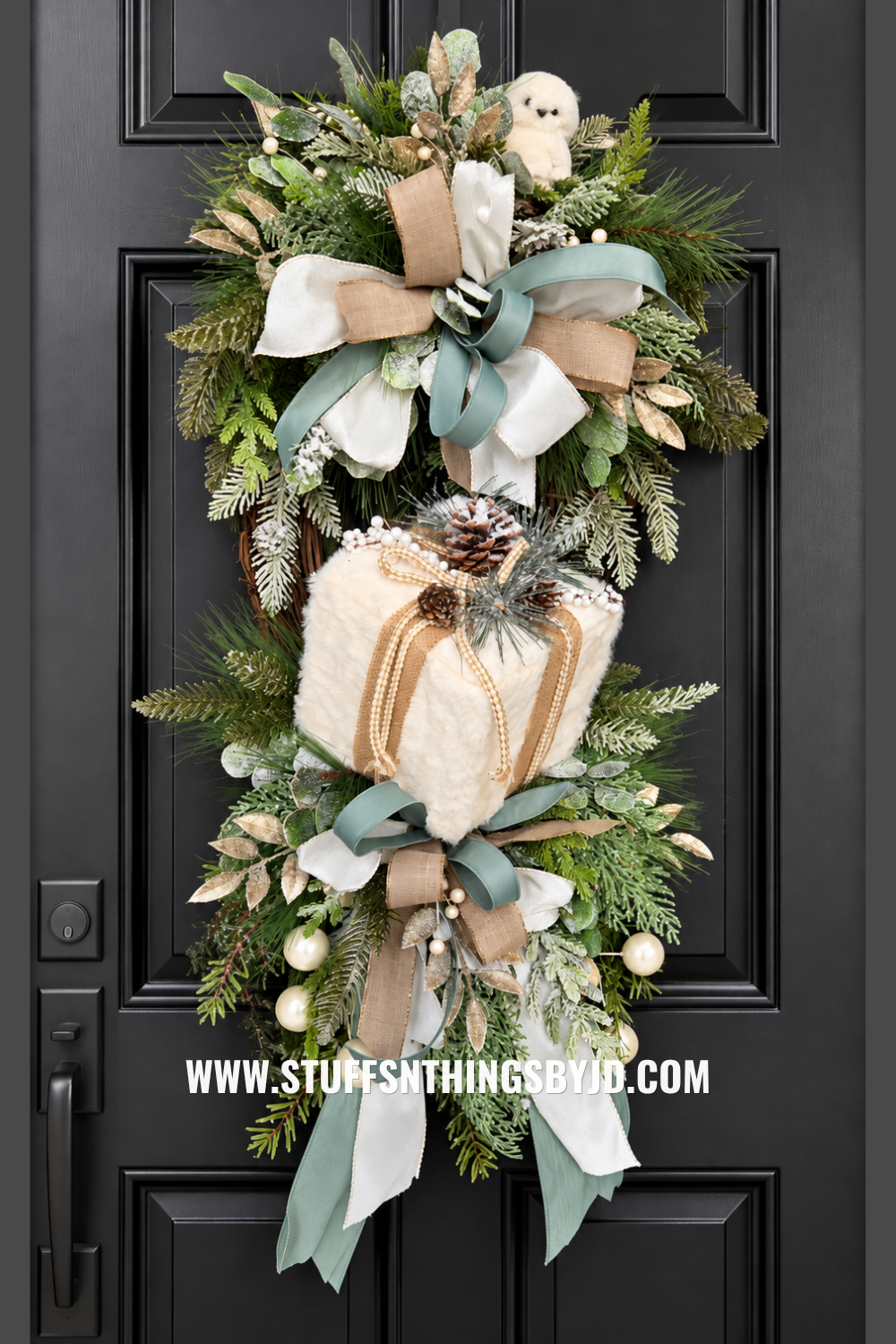 Winter Woodland Oval Grapevine Wreath | Snowy Owl & Luxury Christmas Door Swag
