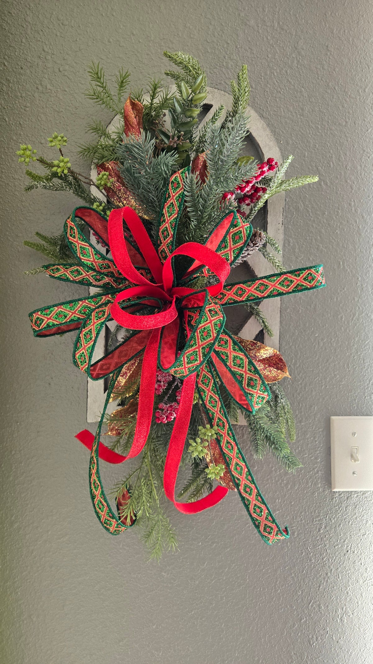 Christmas Window Pane Hanger, Red & Green Holiday Greenery Door & Wall Décor, Holiday Wall Hanging