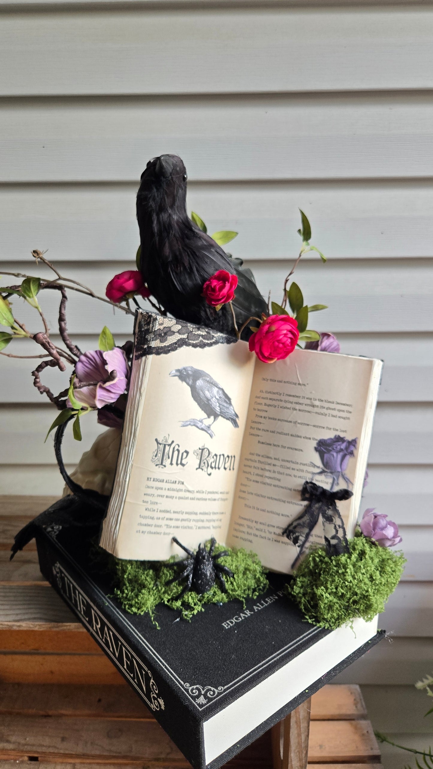 The Raven Gothic Centerpiece | Edgar Allan Poe Inspired Literary Halloween Decor