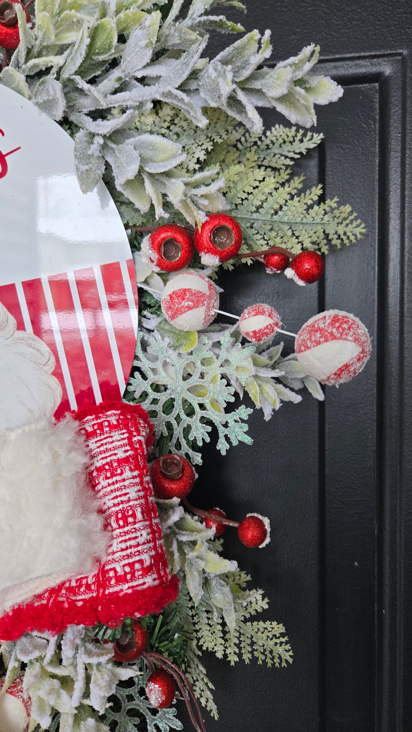 Santa Swag – Slim Pancake Style Christmas Door Wreath